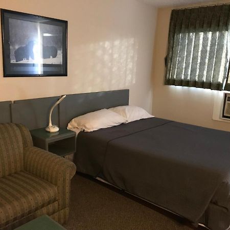 Stettler Plains Motor Inn מראה חיצוני תמונה
