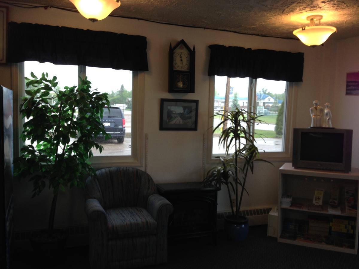 Stettler Plains Motor Inn מראה חיצוני תמונה