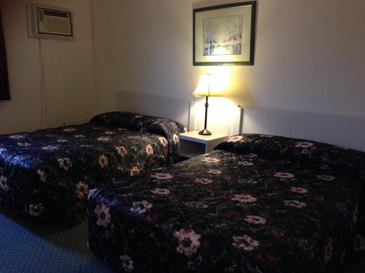 Stettler Plains Motor Inn מראה חיצוני תמונה